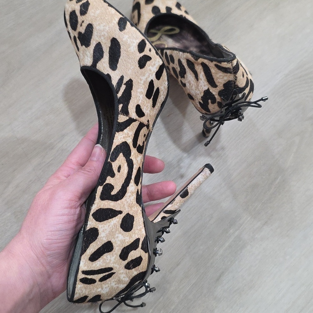 Leopard Print Women's Heels - Picture 8 of 17